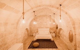 A Stare - Stone Apartment In The Historic Center - Molfetta